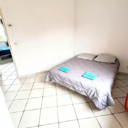 Ferienhaus Le Jardin Des Delices - De 2 A 8 Personnes Avec Piscine Raissac-d'Aude
